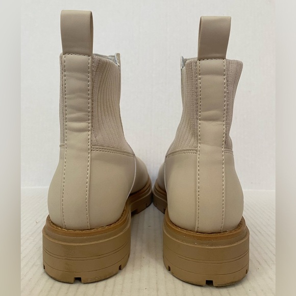 TOMS Women's Cort Lug Sole Pull On Chelsea Booties Size 8.5 - Picture 5 of 7